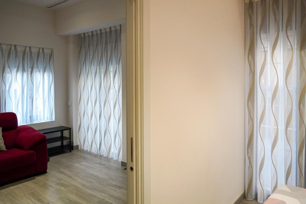 Mimi's In En Corts Appartement *