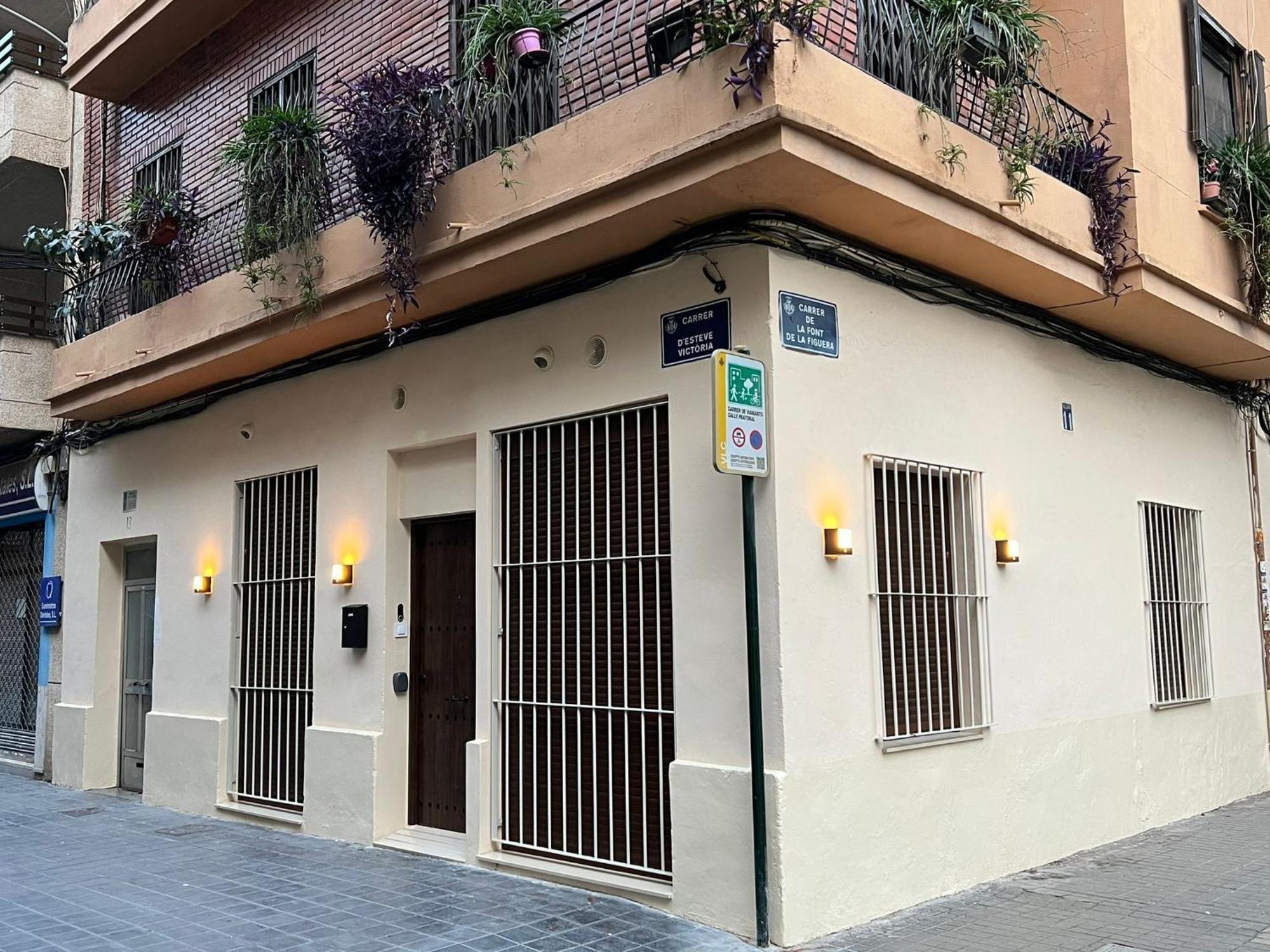 Mimi's In En Corts Appartement Valence